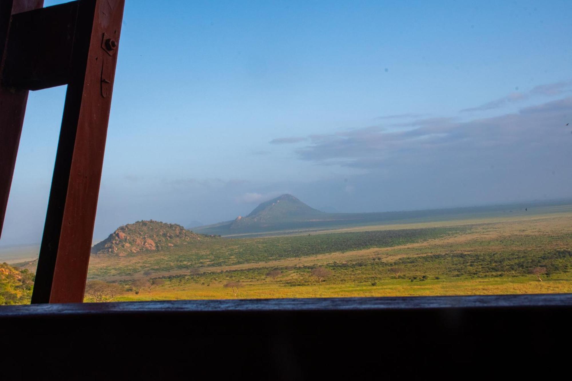 Voi Safari Lodge Exterior photo