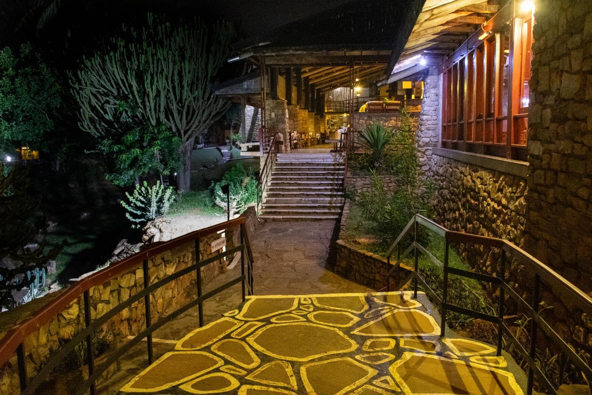 Voi Safari Lodge Exterior photo